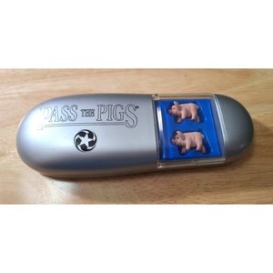 NWOT Pass the Pigs Game